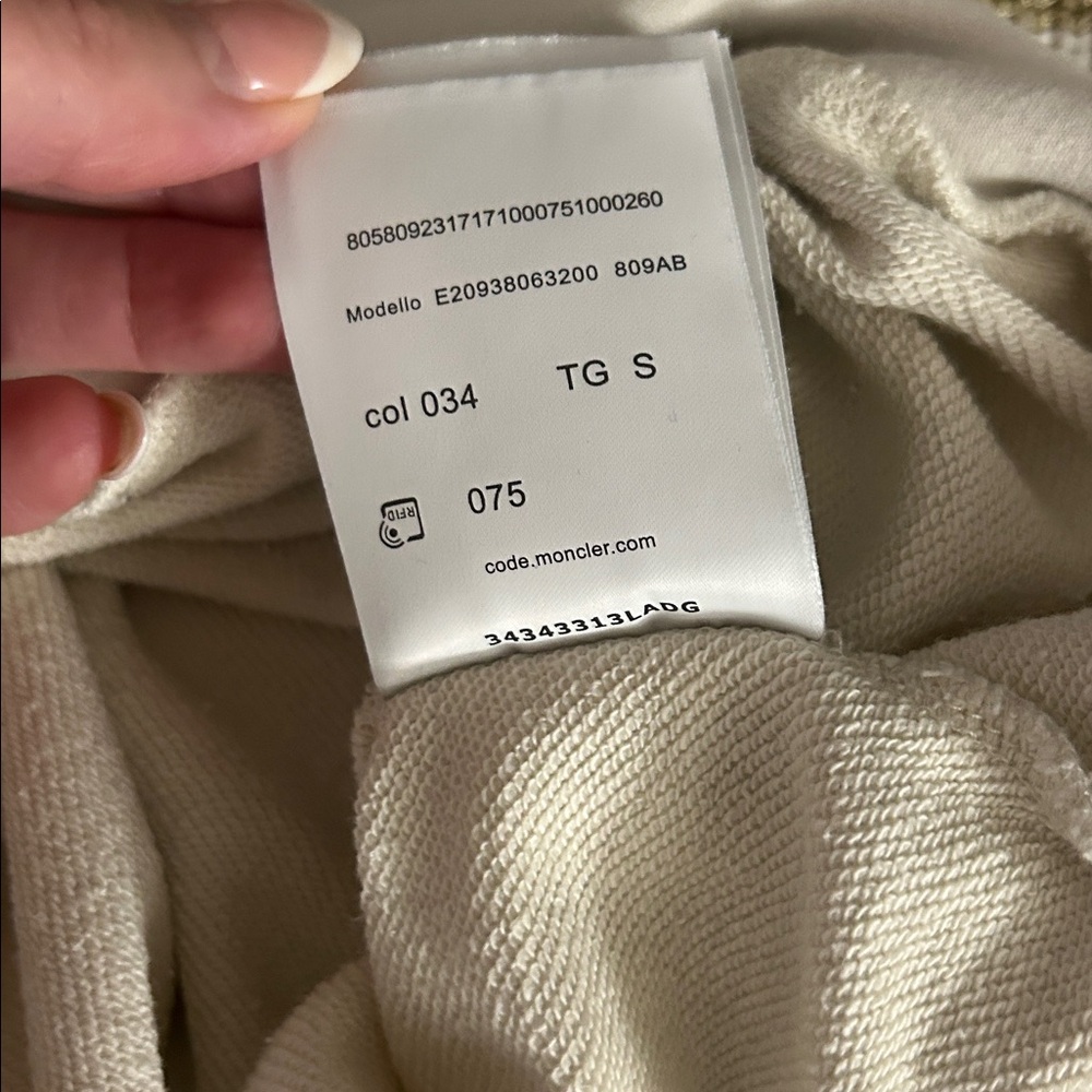 Moncler Cream and Gold Knit Sweater - Picture 7 of 11